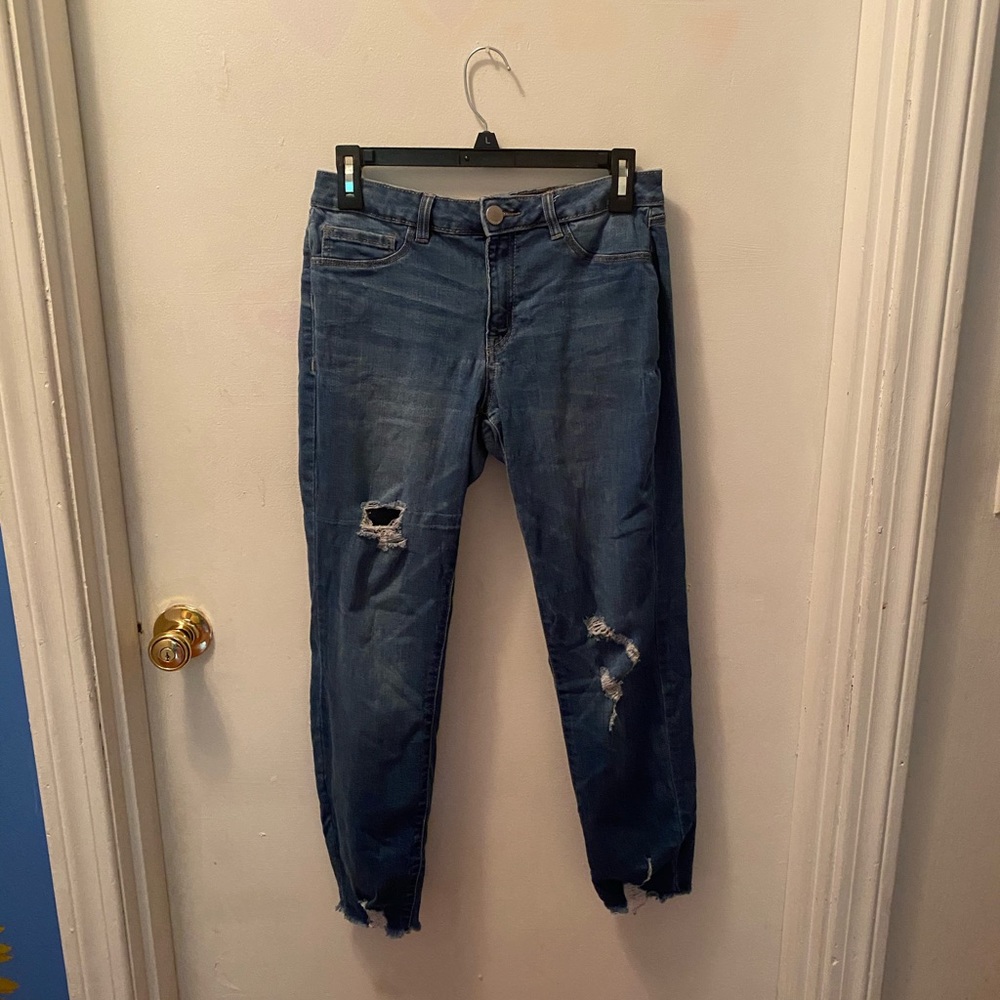 Ripped medium wash jeggings
